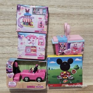 Zuru Mini Brands Disney 2 Store Mickey Minnie Toys